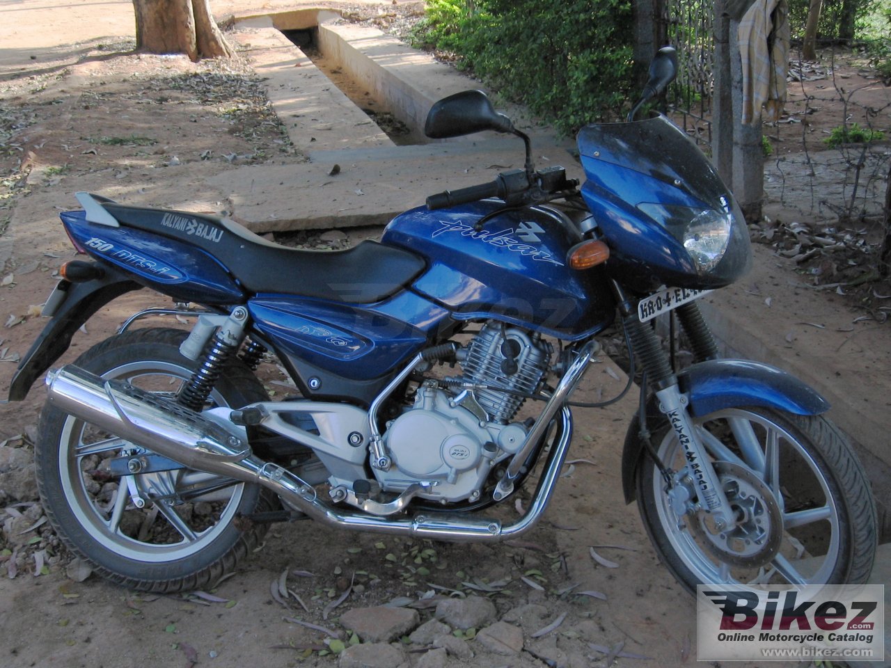 Big  pulsar 180 dtsi etec picture and wallpaper from Bikez.com